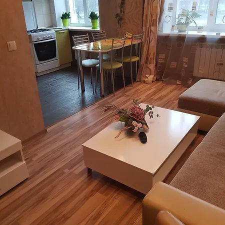 Apartment On Metro Frunzenskaya *